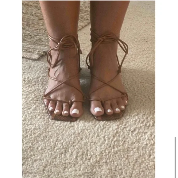 Marc Fisher LTD Jacinda strapped sandal - Picture 4 of 11